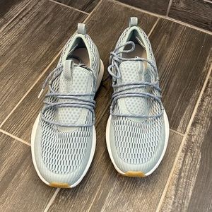 SOREL Kinetic Impact Lace Sneaker